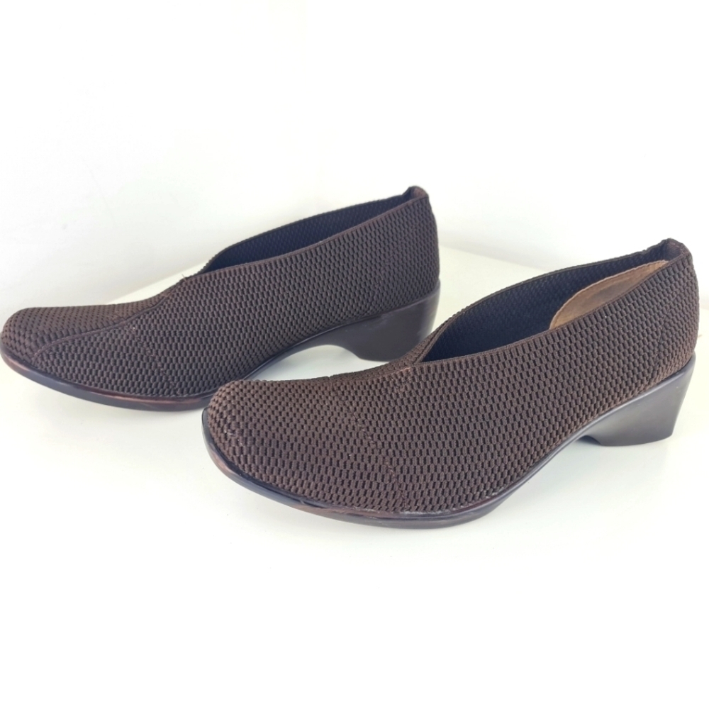 Charleston Shoes Women Stretch Knit Pump Wedge Heel Brown Size 10